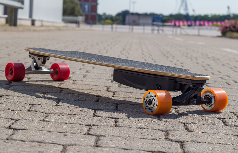 E-Skatboard von SPEQ E-Skatboard von SPEQ